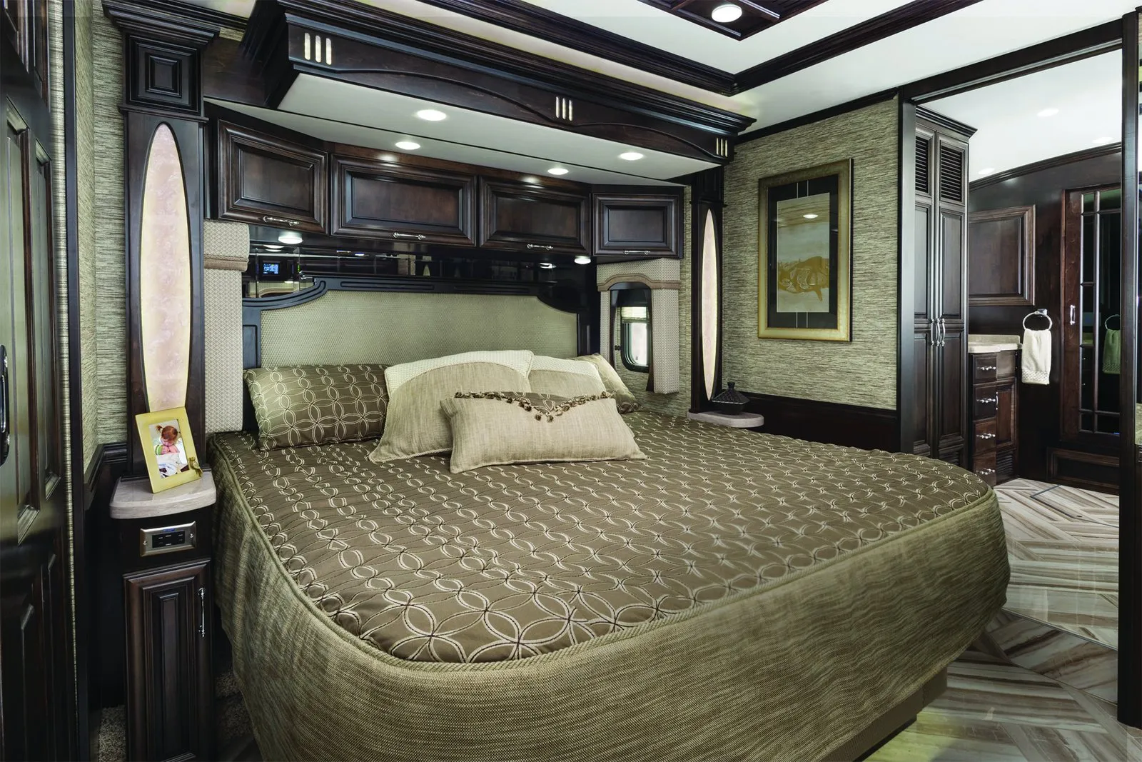 Object of desire: Newmar Mountain Aire