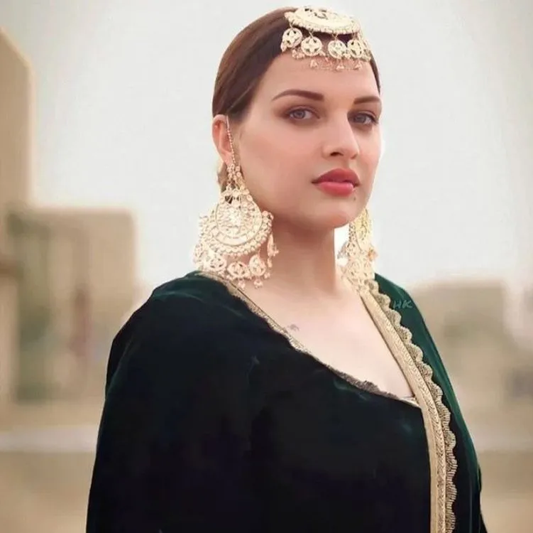 Himanshi Khurana