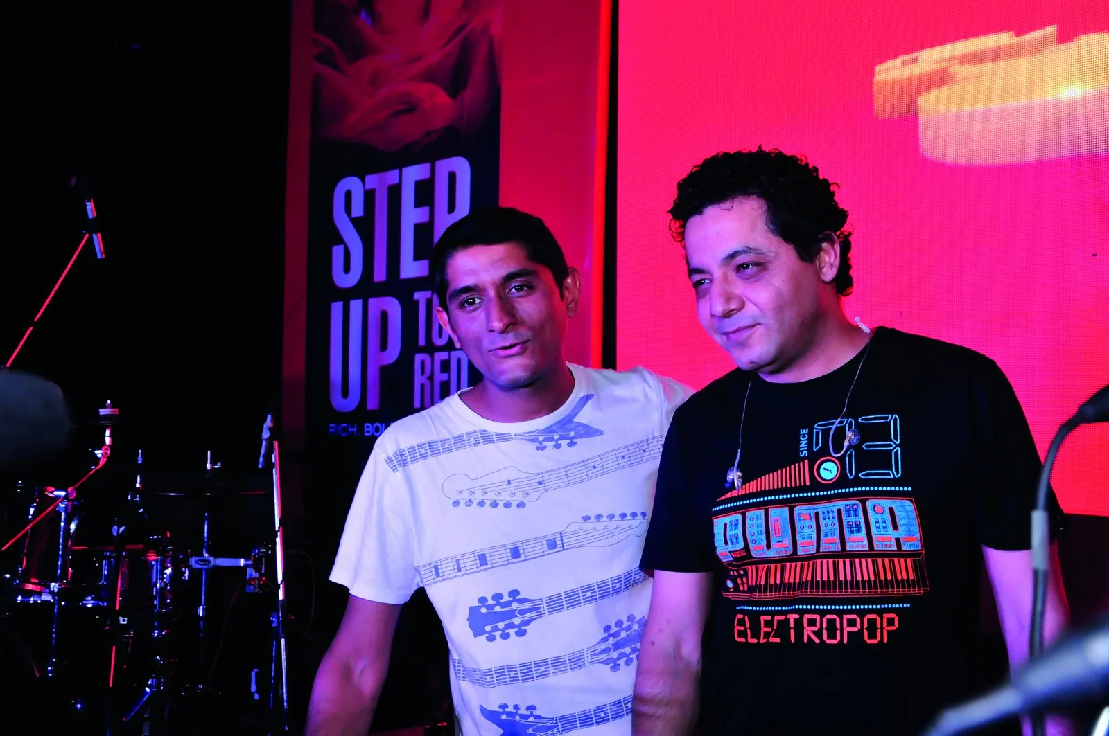The best of both worlds: MIDIval Punditz and Kutle Khan