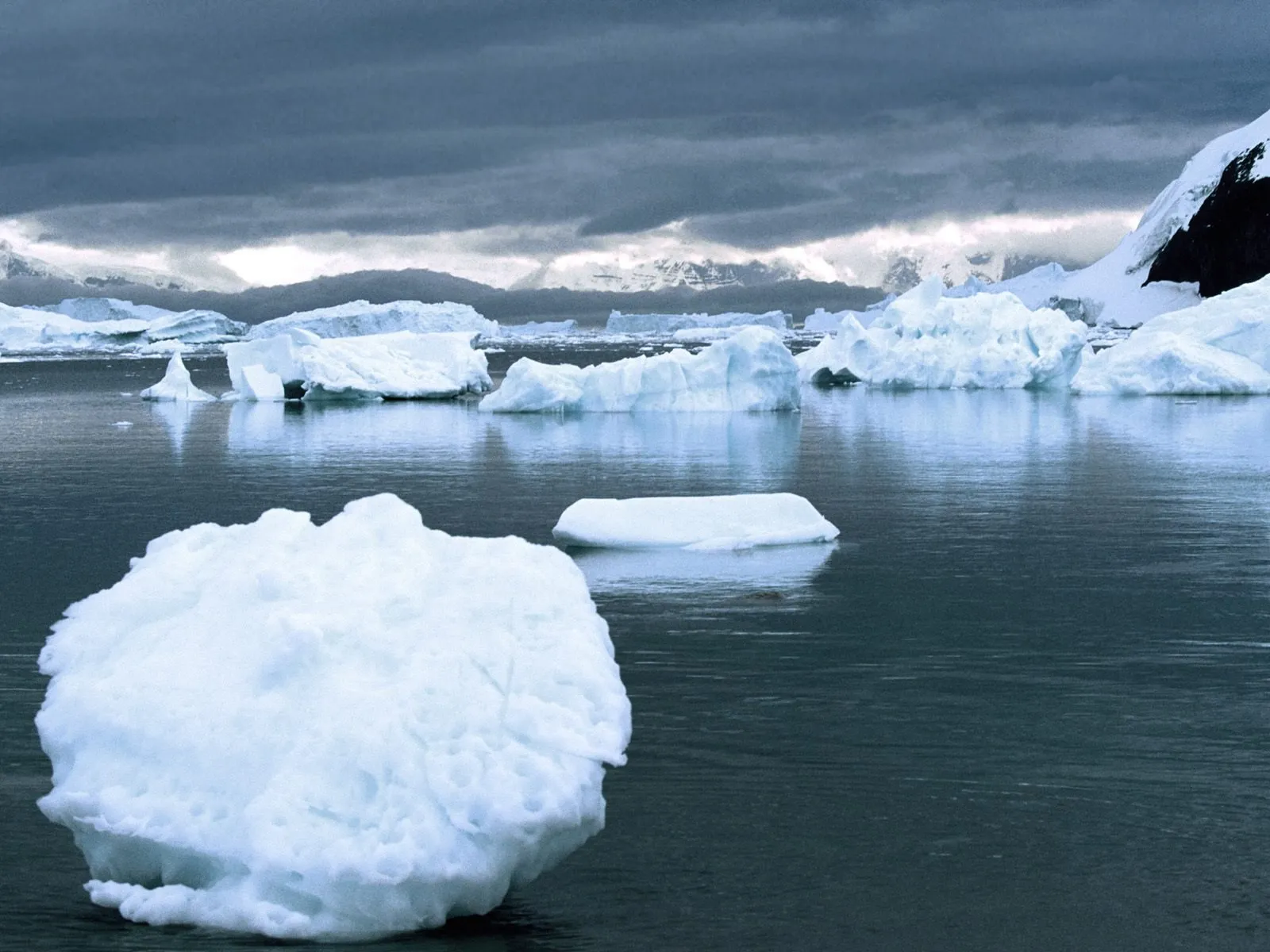 9 Places To See Before They Die