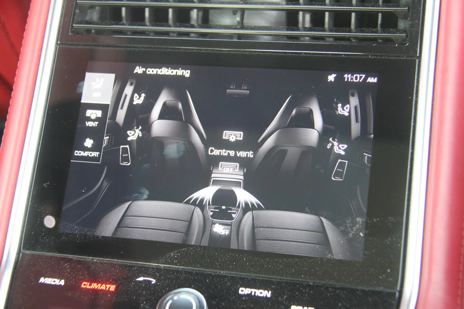 Porsche Panamera Turbo - Executive Express