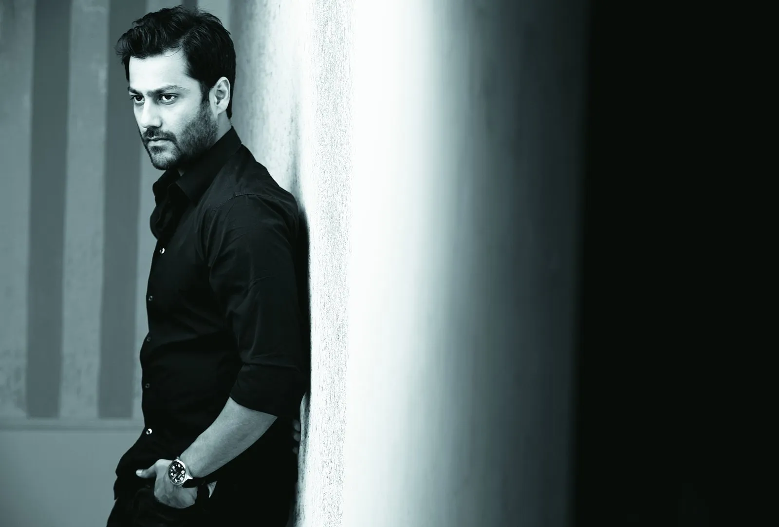 Abhishek Kapoor: So He Dated Twinkle Khanna. Get Over It.