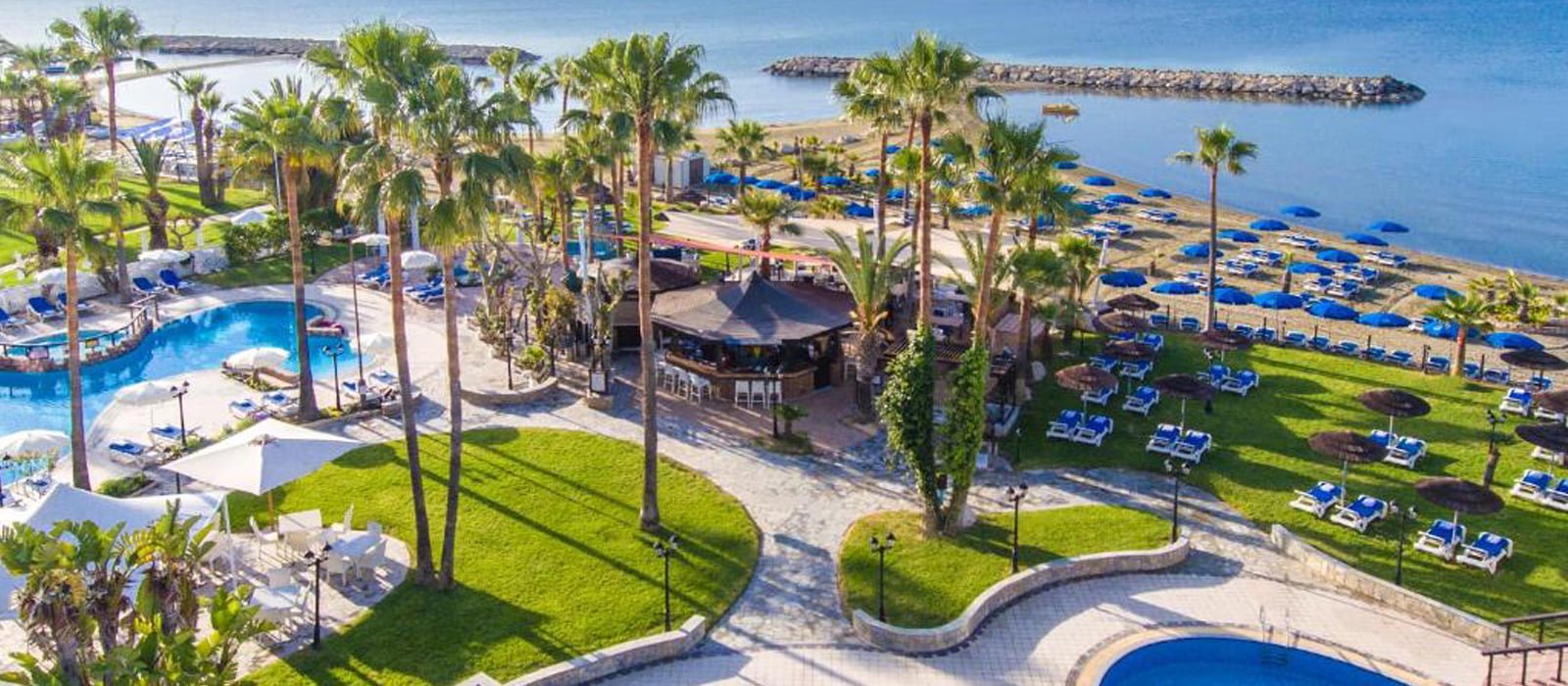 Planning a visit to Cyprus? Here are few accommodation options you should check out!