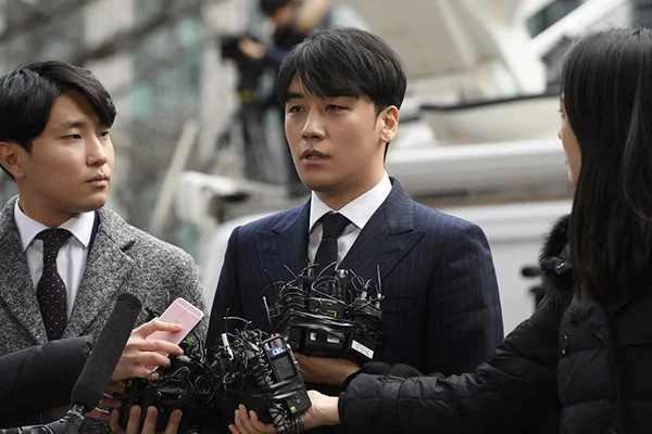 Top headlines BTS and other Korean bands made with their controversies! K-pop controversy