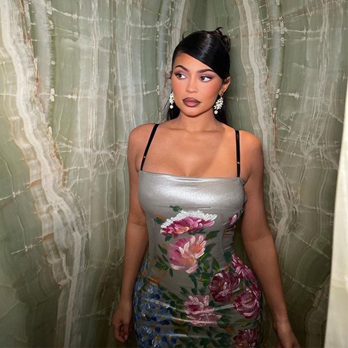 Kardashian's Wedding Outfit