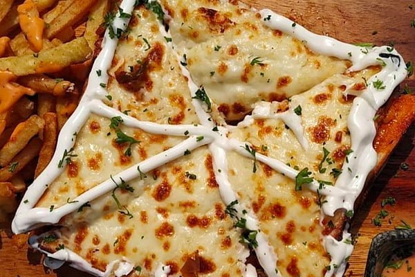 5 Cheesiest Dishes You Need To Try In Delhi