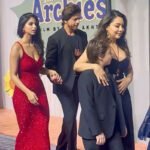 Shah Rukh Khan cheers for Daughter Suhana Khan at ‘The Archies’ Premiere. Read Inside
