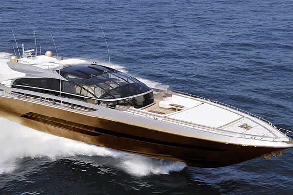 yacht