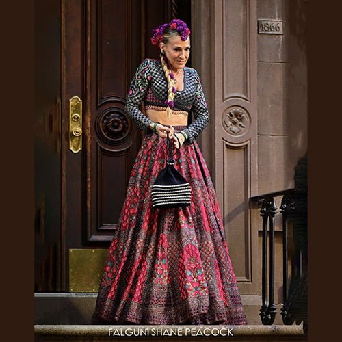 'Swadeshi' wave of fashion labels taking over the 'Videshi' Indian Designers 1
