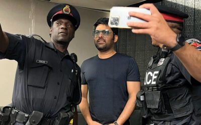 Kapil Sharma Show: Viral Selfie With Canada Police, Checkout Fans Reaction