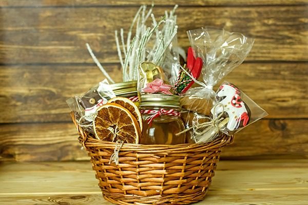 Raksha Bandhan Special: 6 Special Gift Ideas For Your Sister This Rakhi raksha bandhan