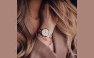 Ladies, Here's Something for Your Wrists