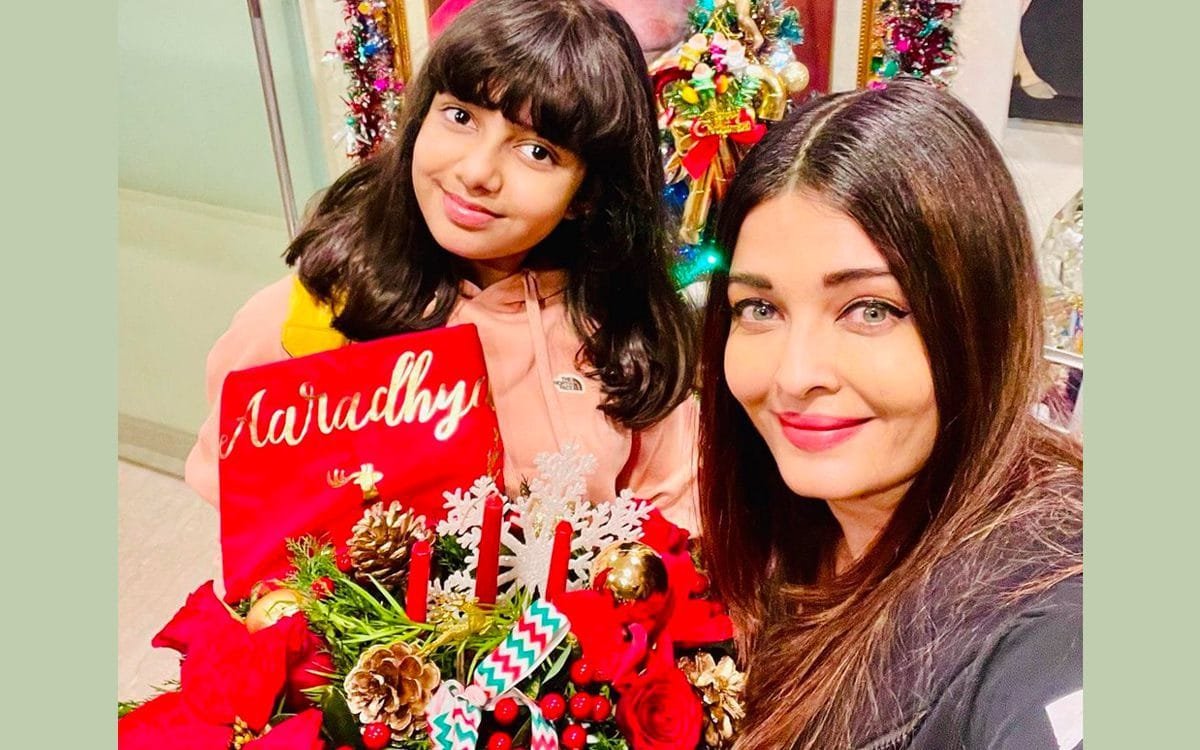 Taking A Look On How Bollywood Celebrated Christmas