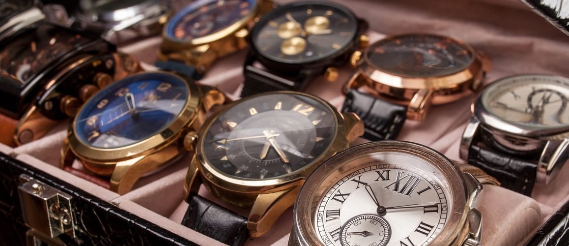WATCH DRESSY TO LOOK SNAZZY