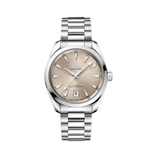 OMEGA, Seamaster Aqua
Terra 150m Co-axial Master
Chronometer 38 mm